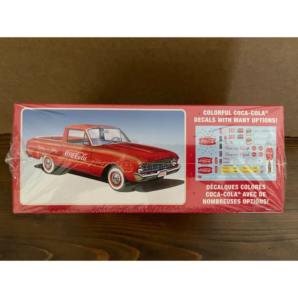 AMT 1923 Ford Model T Delivery Coca-Cola 1:25 Scale Model Kit AMT1024/12-NIB